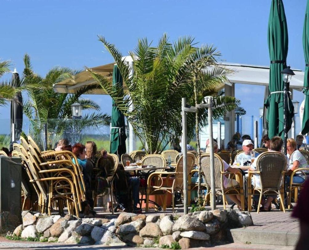 Schicke Fewo 150M Vom Strand Kostenlos Wlan Grosses Schwimmbad Sauna Cuxhaven Buitenkant foto
